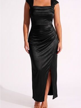 Brand Popilush Elegant Black Square-Neck Ruched Maxi Dress new with tags unworn